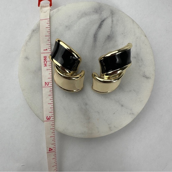 Vintage Earrings - Picture 4 of 5